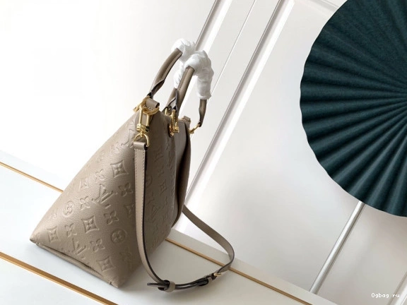 VUITTON MM V LOUIS TOTE 0723